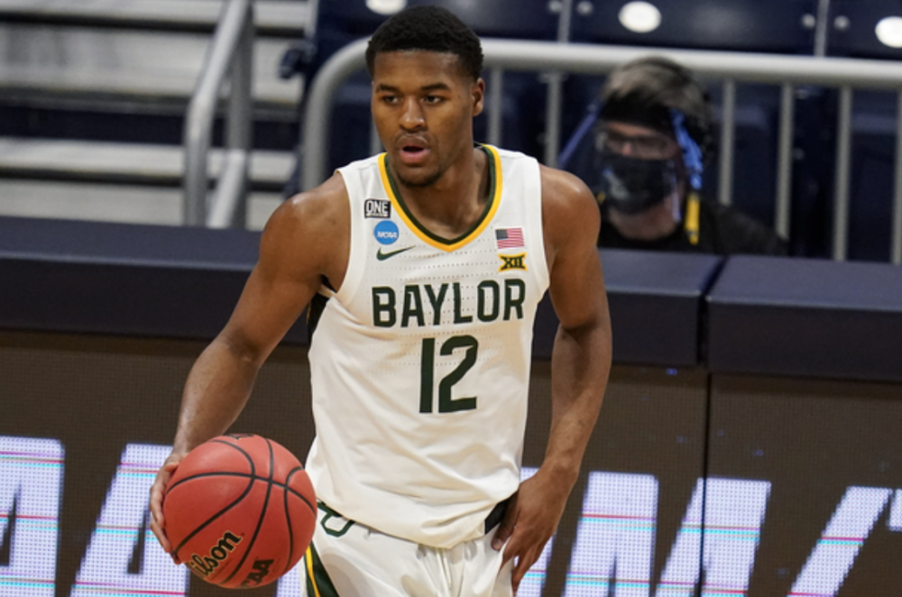 雄鹿队夺取nba杯赛冠军